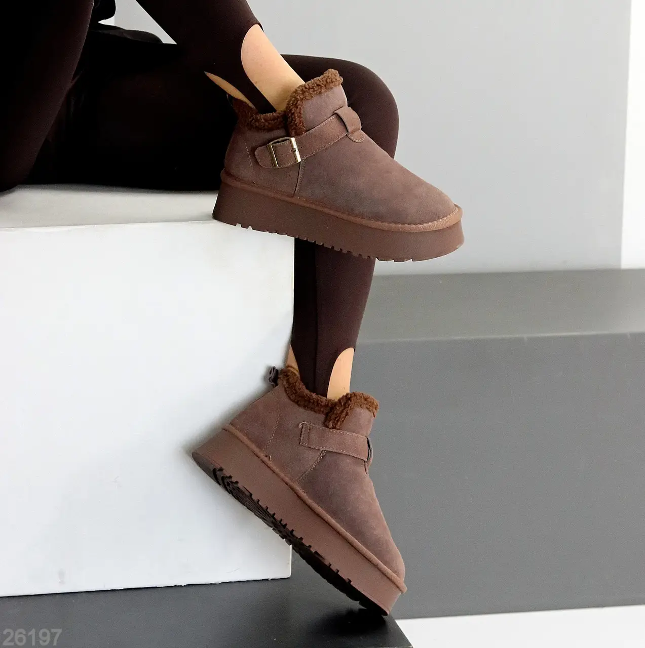 Люксові чорні чобітки